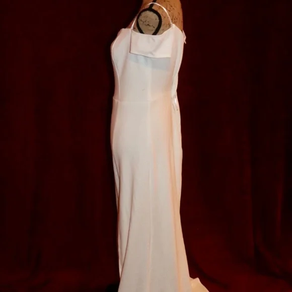 Dress - Picture 2 of 6